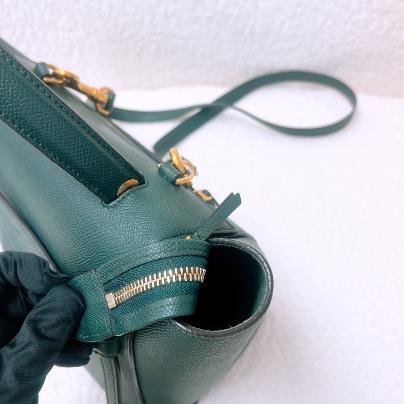 Celine belt bag micro 深綠色鯰魚包-8