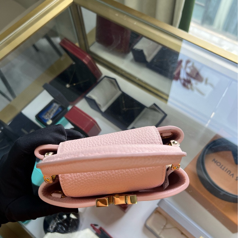 Lv Capucines mini 櫻花粉-11