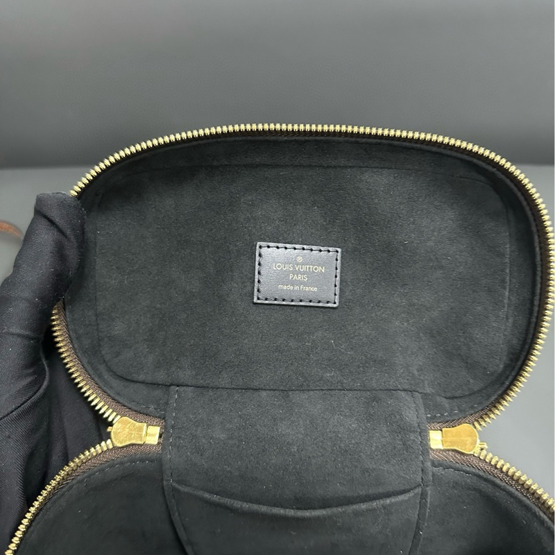 Lv Vanity Case 老花化妝盒-19