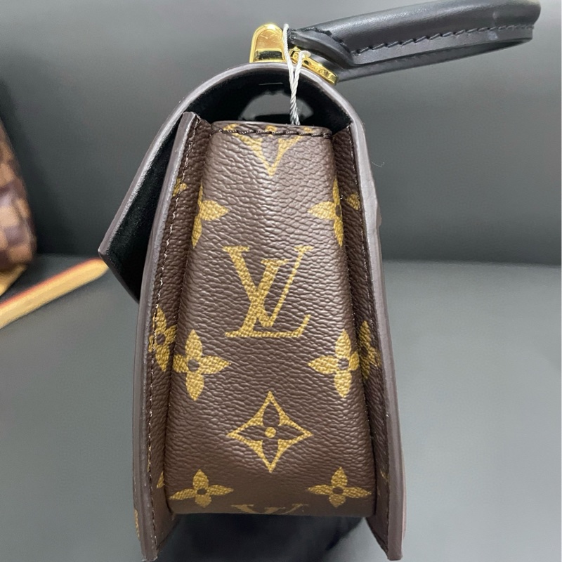 Lv 23ss 扇子包-7