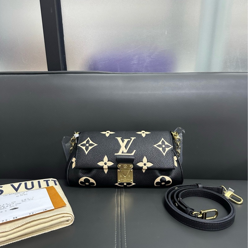 Lv favorite 黑色全皮白花 雲朵包-6