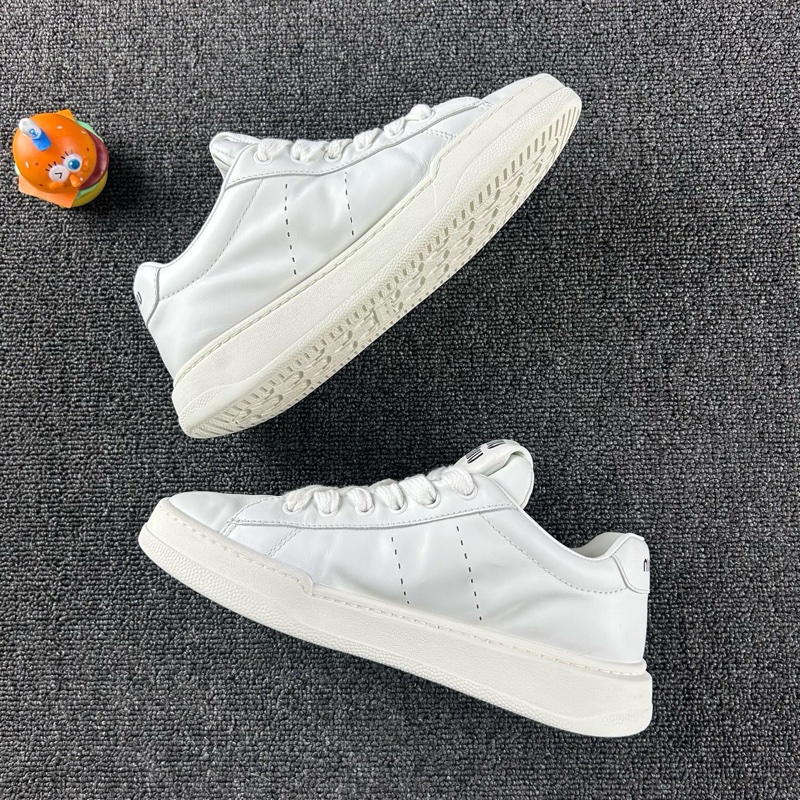 98新 MiuMiu繆繆白色板鞋 尺碼：38-1