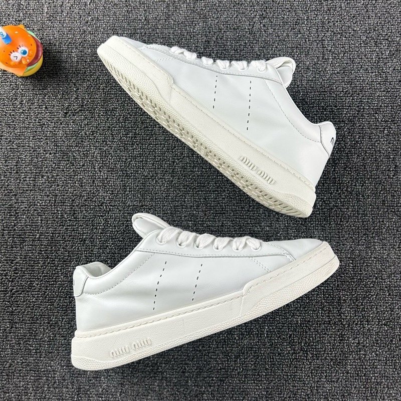 98新 MiuMiu繆繆白色板鞋 尺碼：38-3