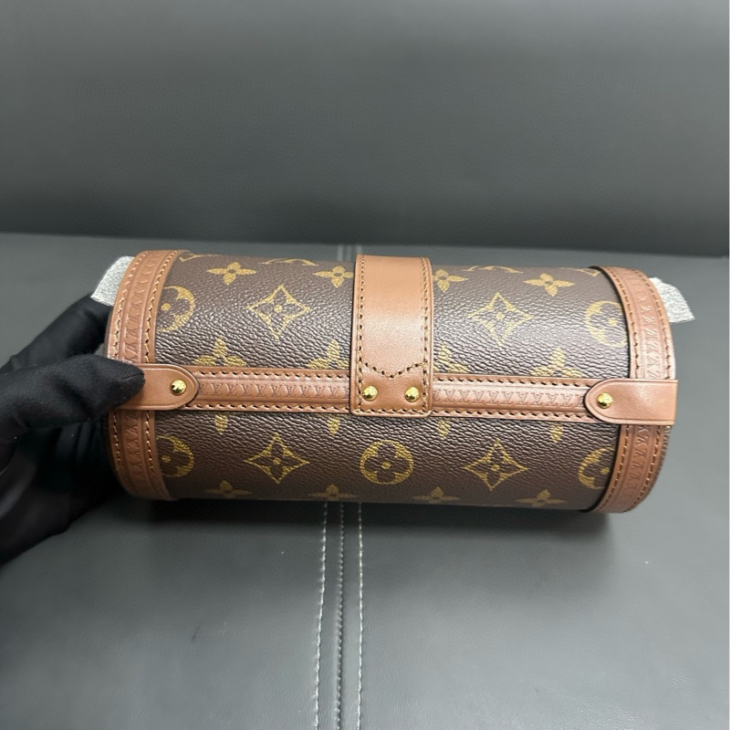 Lv papillon trunk 老花巴比龍圓筒包-8