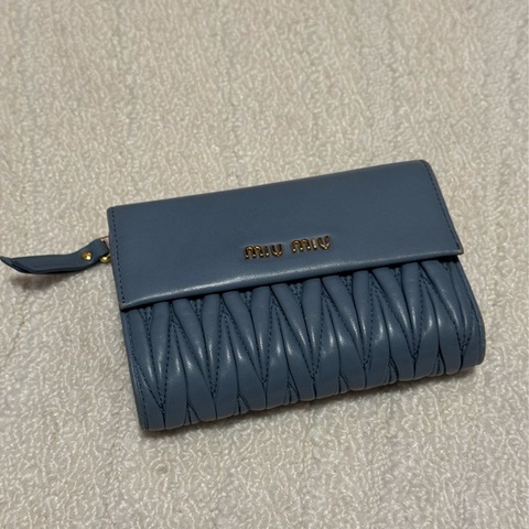 miu miu wallent