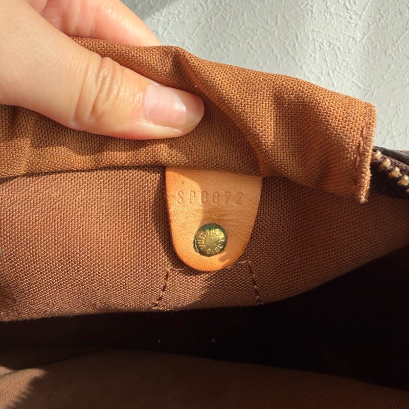 Lv 花紋speedy25 便宜出清請衡量好包況再下單感恩-4