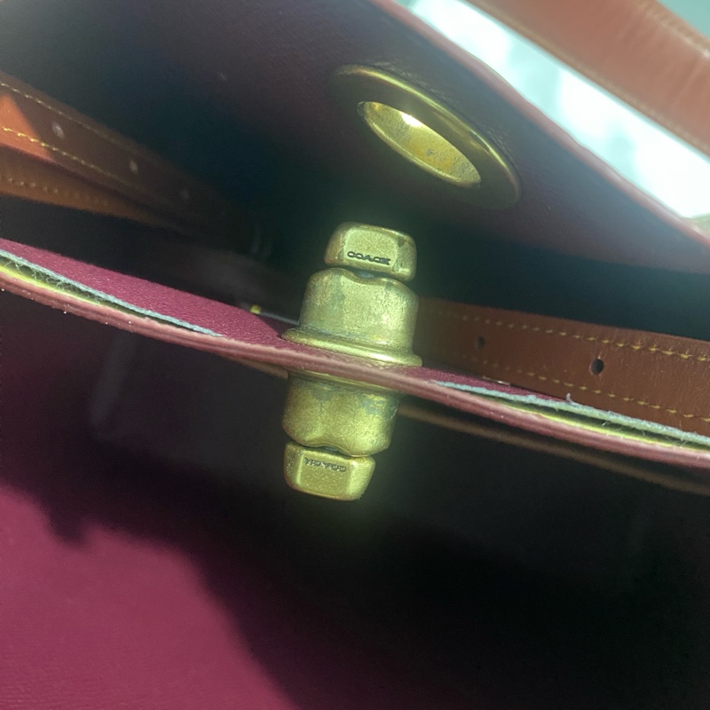 (只賣至30號) COACH signature canvas print Charlie bucket bag-9