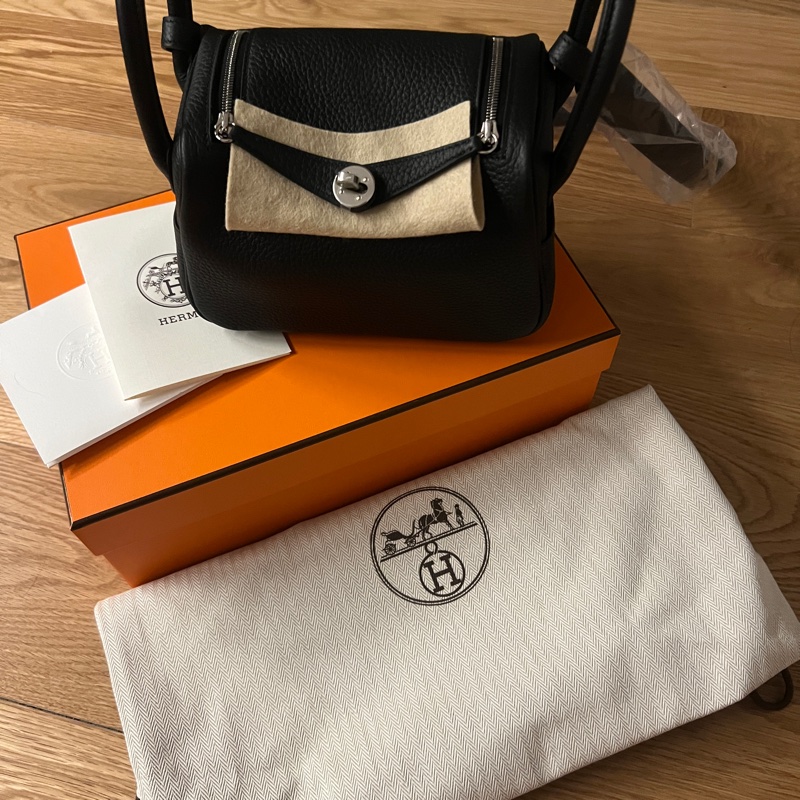 全新全配有購證 Hermes 愛馬仕 Mini Lindy 二代黑色銀扣 k刻-0