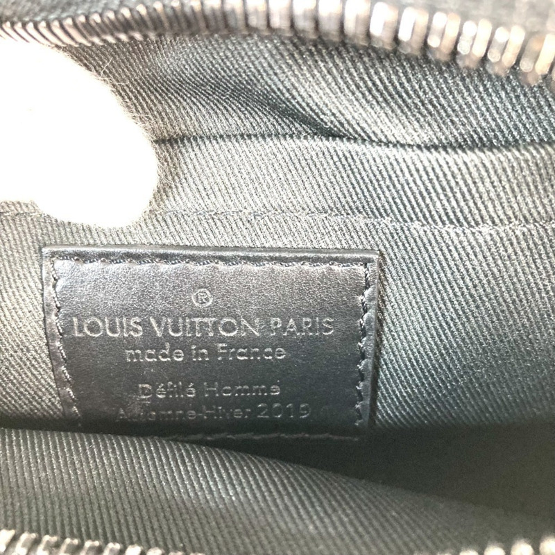 路易威登 M30351 Taiga Rainbow 迷你軟箱包單肩包，皮革材質，男女通用，黑色-11