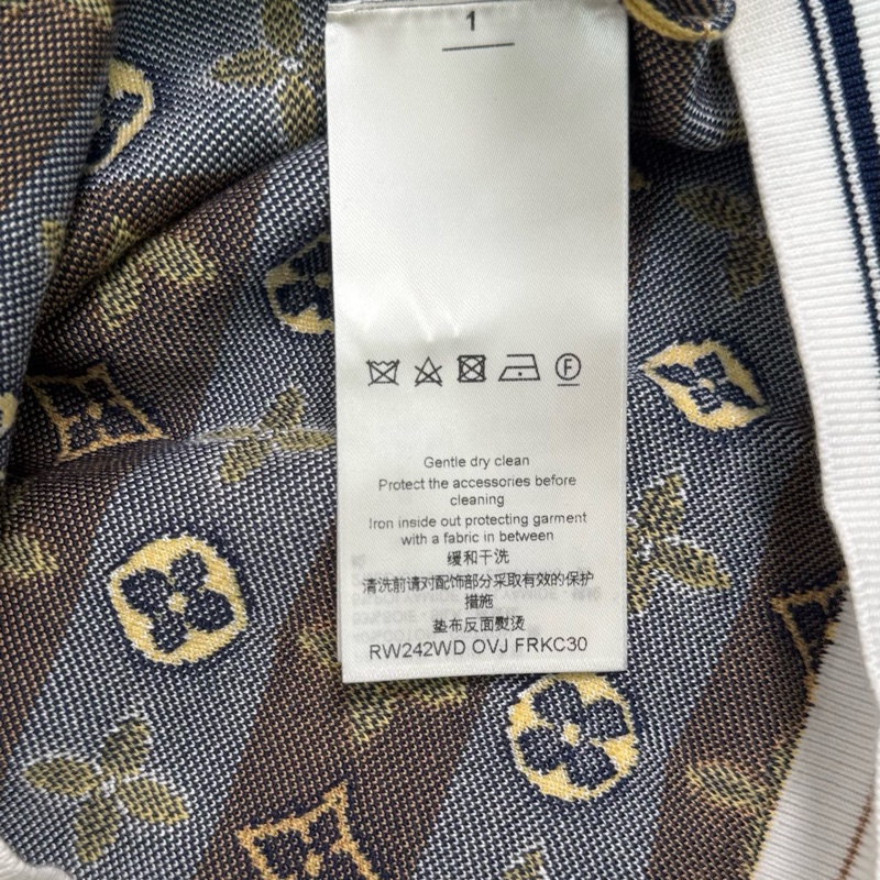 99新 未使用LV /路易威登/黃色滿印開衫外套/S碼-5