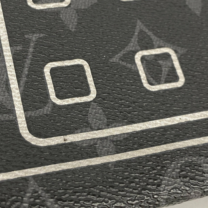 路易威登 Monogram Eclipse Fragment 聯名款 iPad 保護殼 M64449 黑色 男士包/袋-7