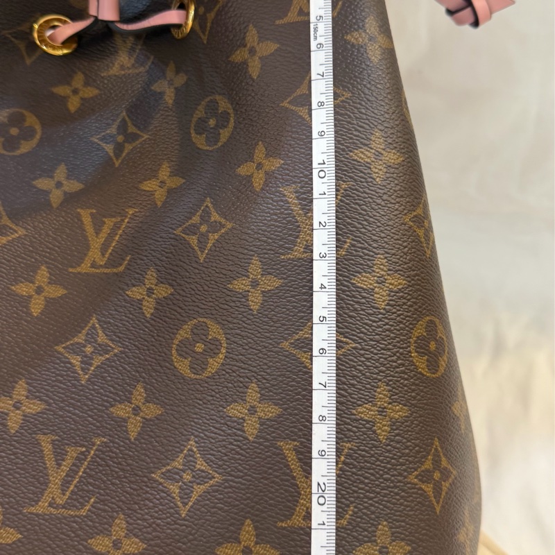 L V粉色/原花水桶包-1