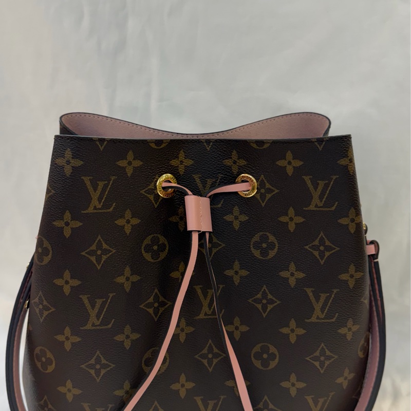 L V粉色/原花水桶包-5