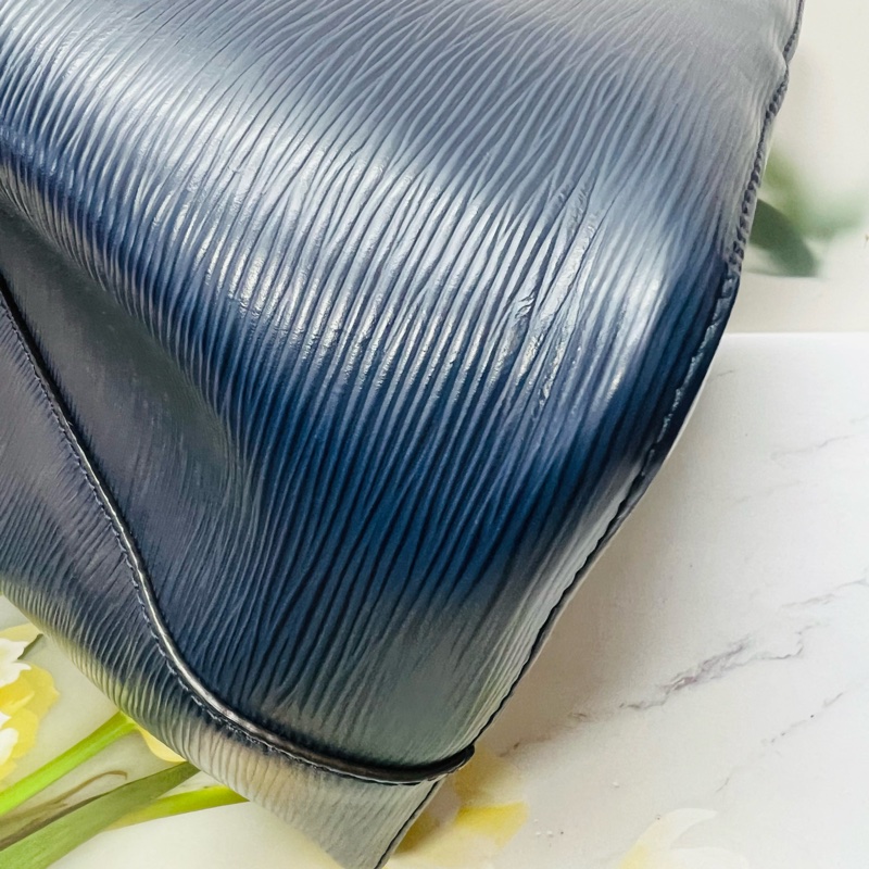 lv水波紋水桶包晶片款-6