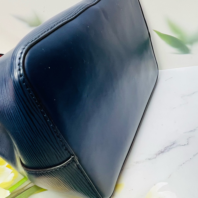 lv水波紋水桶包晶片款-22