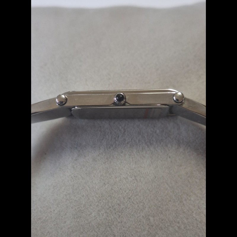 Gucci 古馳 1500L 經典長方形手環錶-6