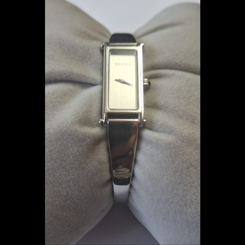 Gucci 古馳 1500L 經典長方形手環錶-11