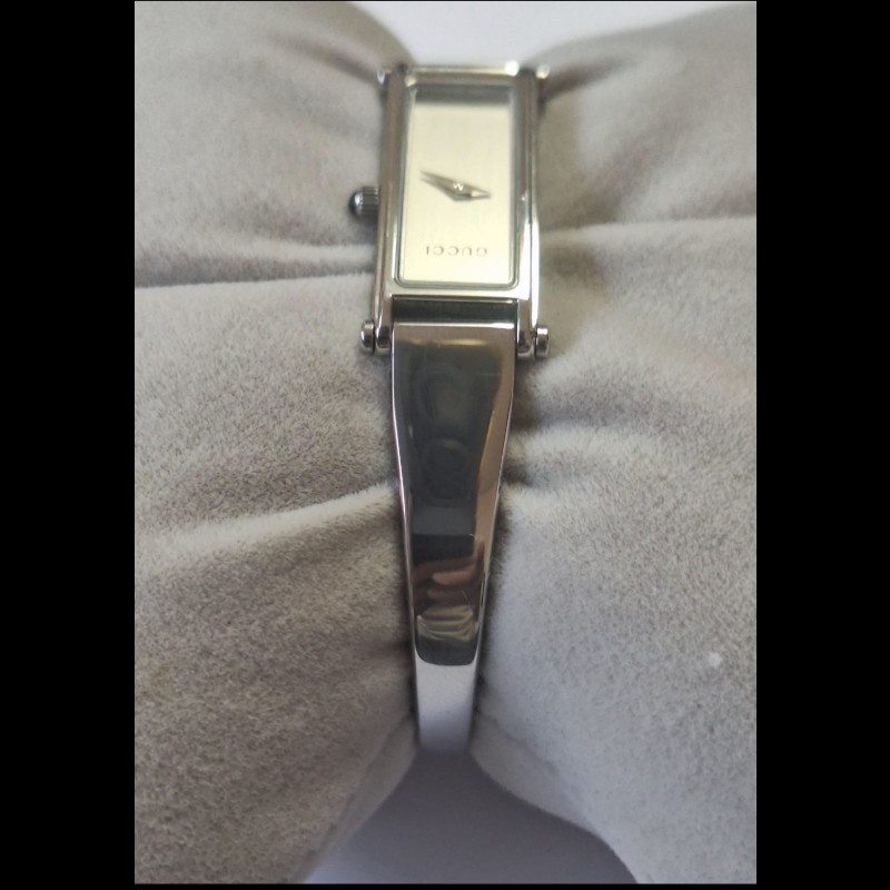 Gucci 古馳 1500L 經典長方形手環錶-12