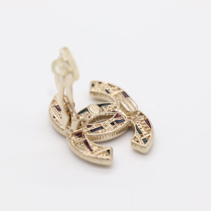 【聖誕好禮🎁稀有美品】Chanel 香奈兒 CC 紅綠色 淡金 琺瑯 珍珠 毛呢效果 多色 水鑽 耳夾-8