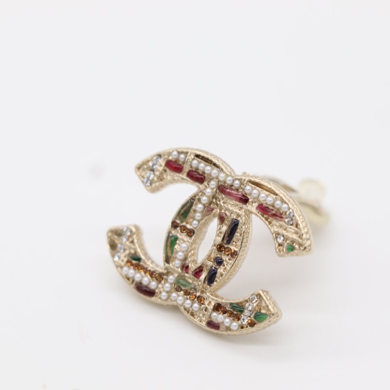 【聖誕好禮🎁稀有美品】Chanel 香奈兒 CC 紅綠色 淡金 琺瑯 珍珠 毛呢效果 多色 水鑽 耳夾-10