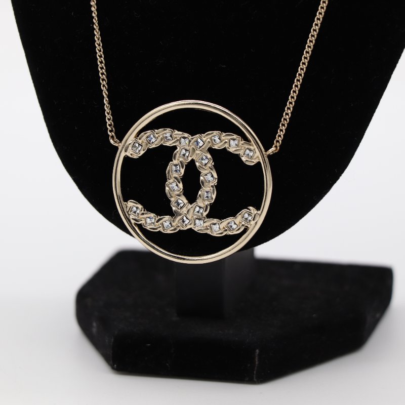 【聖誕好禮🌟小編推薦】Chanel 香奈兒 淡金大圓雙C 水鑽項鍊-0