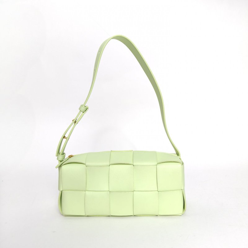 BOTTEGA VENETA CassetteBrick腋下包小號23.5綠色羊皮金扣肩背包-0