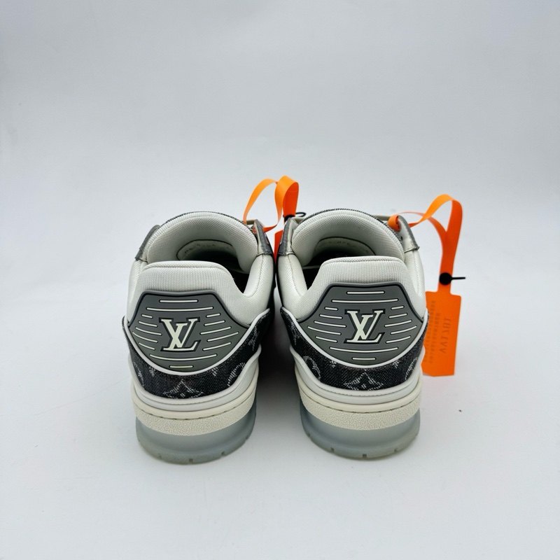 LV/6碼40碼/灰牛仔trainer/99新/vv1781-4