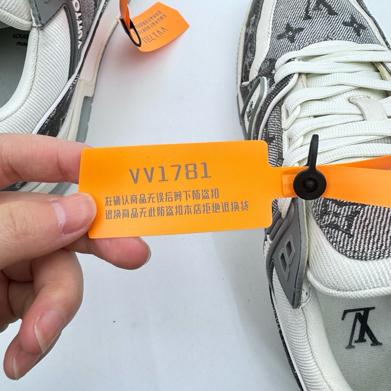 LV/6碼40碼/灰牛仔trainer/99新/vv1781-7