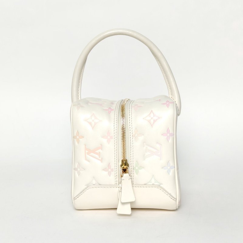 LOUIS VUITTON 白色羊皮晶片Square骰子包漸變七夕限定肩背包-1