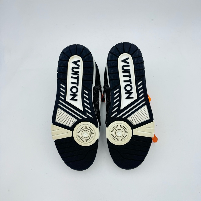 LV/5.5碼39碼/黑白牛仔trainer/99新/vv1778-5