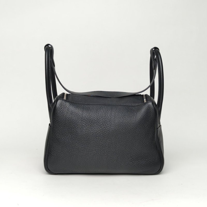 HERMES Lindy3089黑色TC皮X刻銀扣肩背包-2
