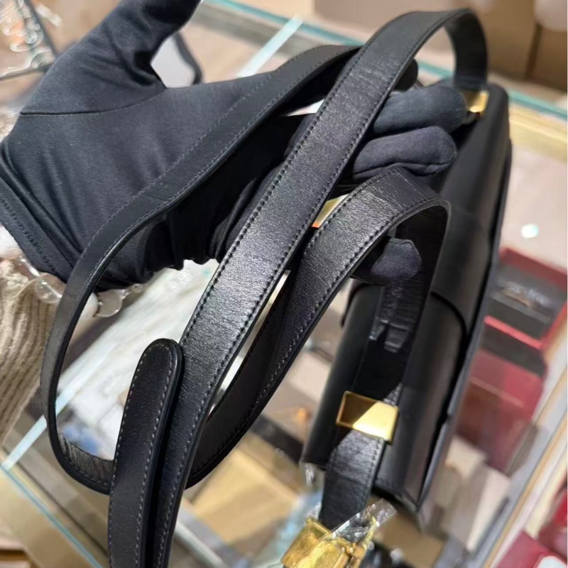 Dior • 蒙田Montaigne 30 黑金牛皮 中號-3