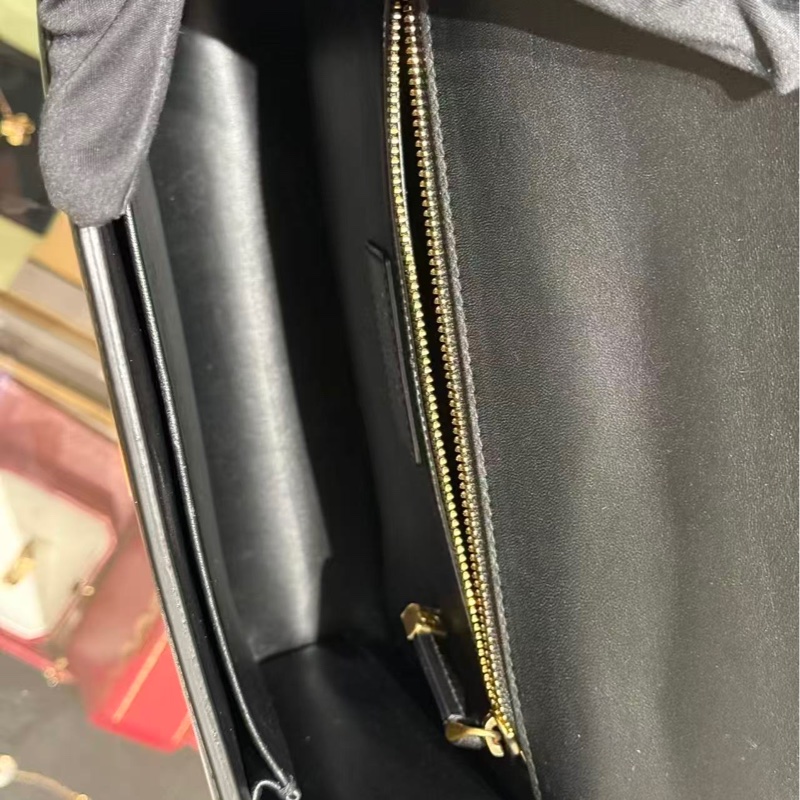 Dior • 蒙田Montaigne 30 黑金牛皮 中號-15