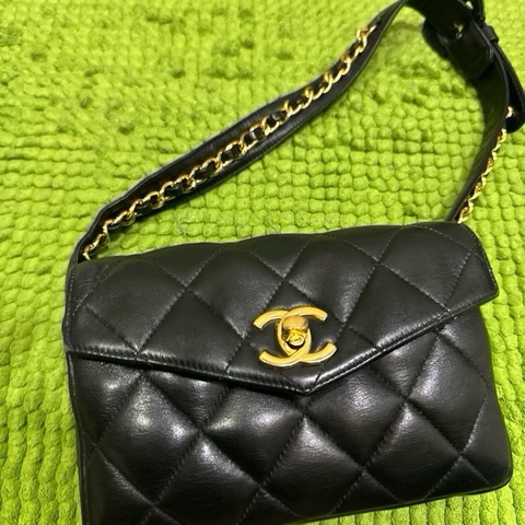 CHANEL菱格紋腰包