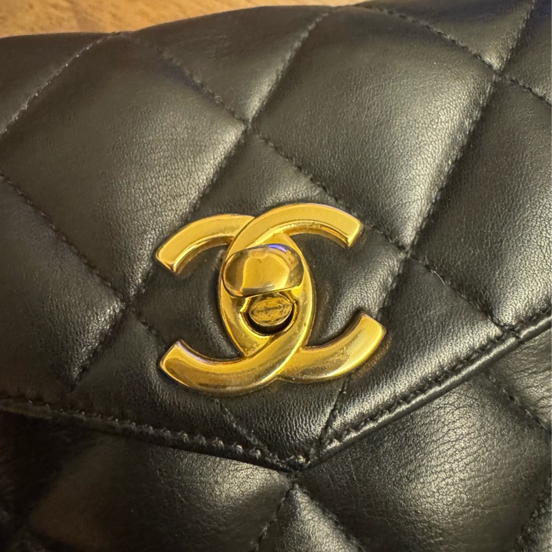 小資看過來CHANEL菱格紋腰包-26