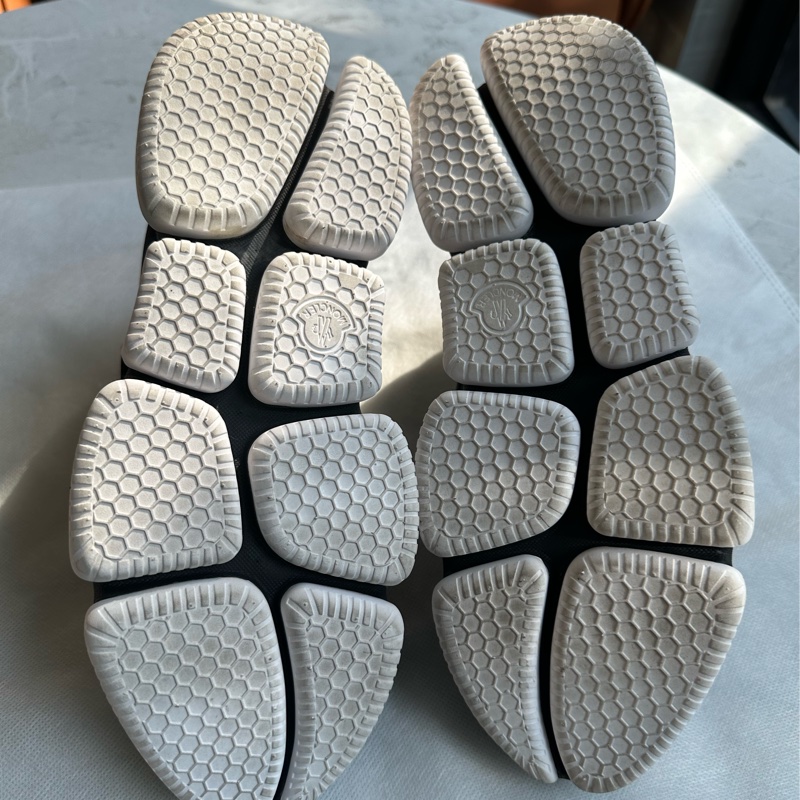 MONCLER 黑色休閒鞋-9