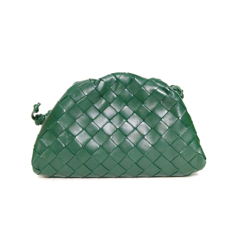 BOTTEGA VENETA Pouch雲朵包Mini22編織綠色羊皮肩背包-2