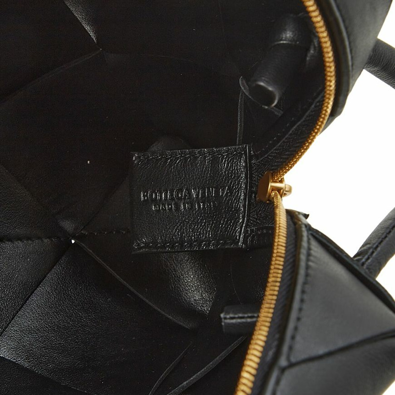 BOTTEGA VENETA Intrecciato編織斜背包 709417 VCQC2 8425-8