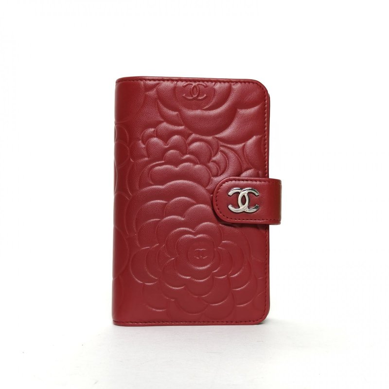 CHANEL 紅色羊皮17開銀扣山茶花壓紋錢包肩背包-0