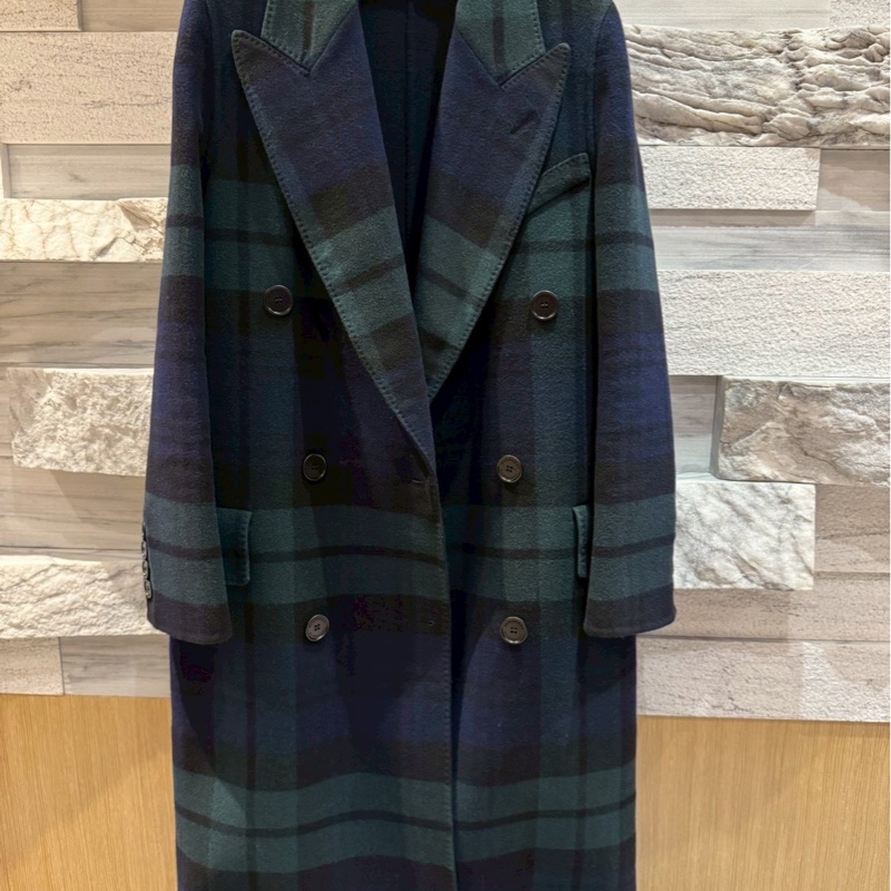 Burberry經典深藍色和綠色格紋大衣-1