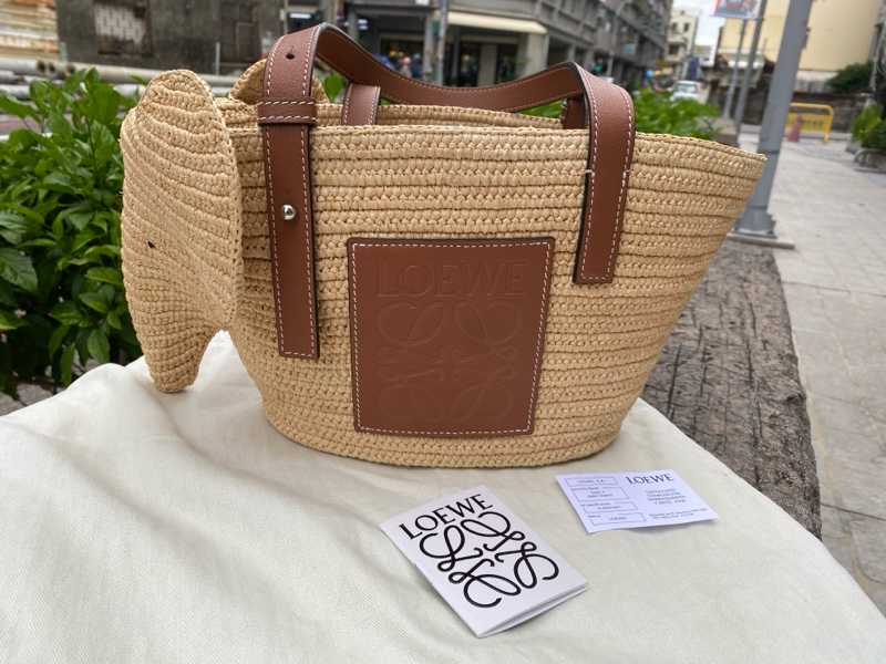 全新LOEWE草編大象包小號-0