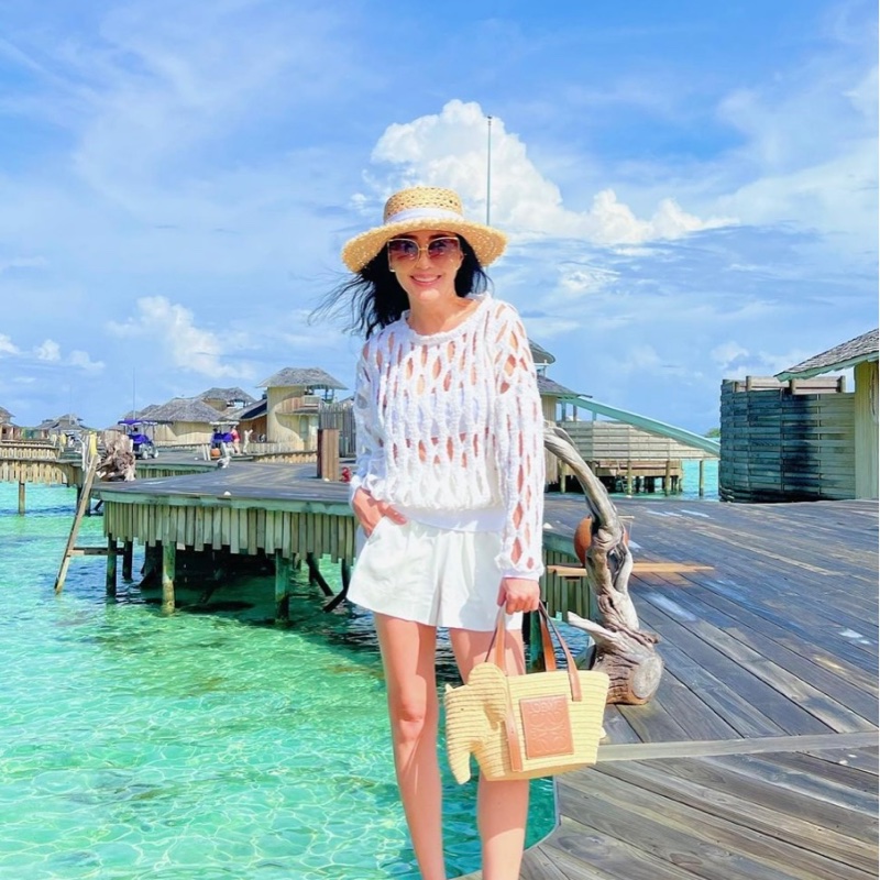 全新LOEWE草編大象包小號-12