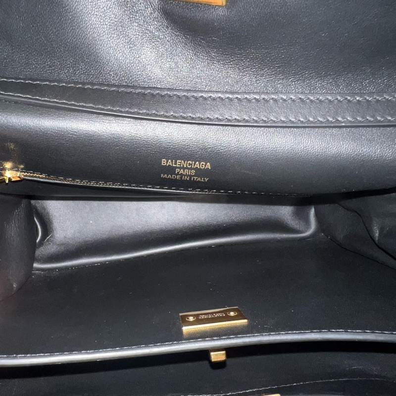 ෆ 巴黎世家醫生包Rodeo🈶購證-18