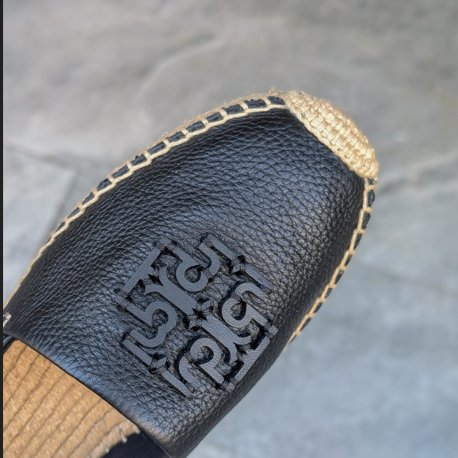 Tory Burch 全新黑色草編平底鞋(全新離櫃商品)-3