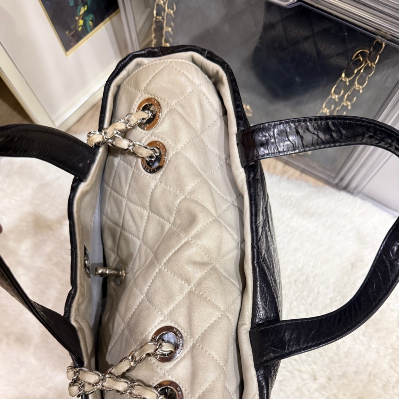 找不到的超級甜價CHANEL 香奈兒 蠟光牛皮 黑色肩背 手提 托特包 通勤包 上班包 媽媽包-25