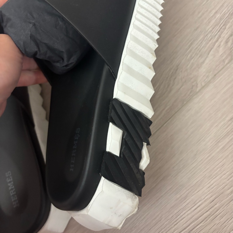 現貨商品 二手商品 專櫃正貨 HERMES 經典男版黑色拖鞋 尺寸44.5公分-45公分可穿-16