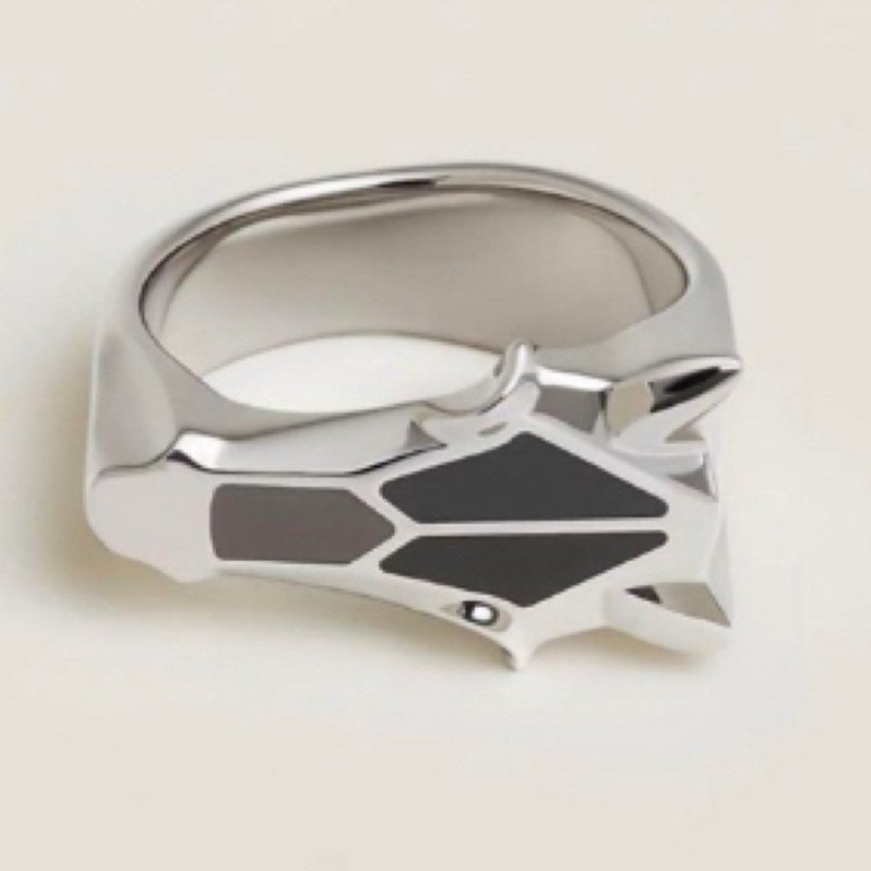 誠可議 馬年就是要買馬戒指 現貨商品 全新商品 台灣購證 Hermes 男版 黑色造型馬頭時尚戒指 60號-0