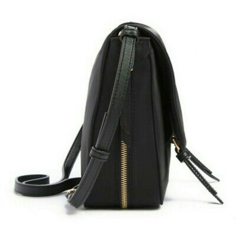 Marc Jacobs 斜背包（黑） 全新現貨尼龍包時尚輕巧造型-3