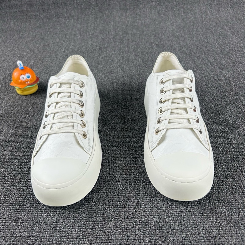 Chanel 香奈兒25p厚底大頭鞋 尺碼:39整體成色不錯 下地次數不多-1