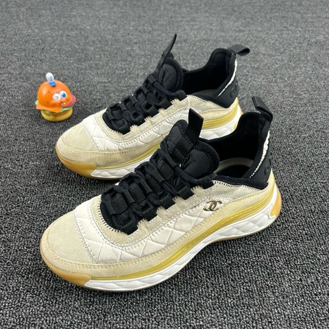 Chanel香奈兒拼色氣墊休閒鞋 尺碼：35.5 整體成色不錯